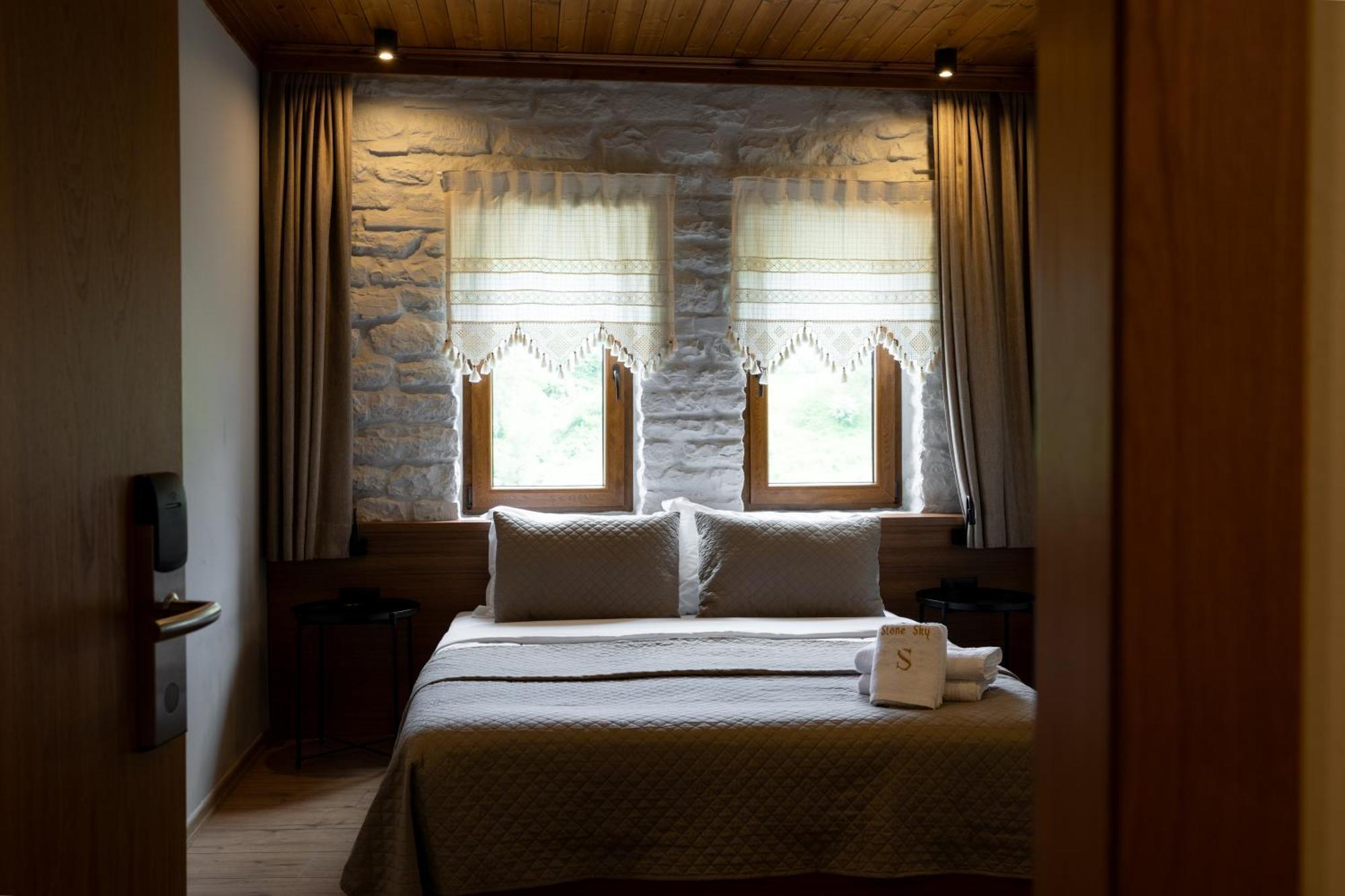 The Stone Sky Hotel Gjirokastër Extérieur photo