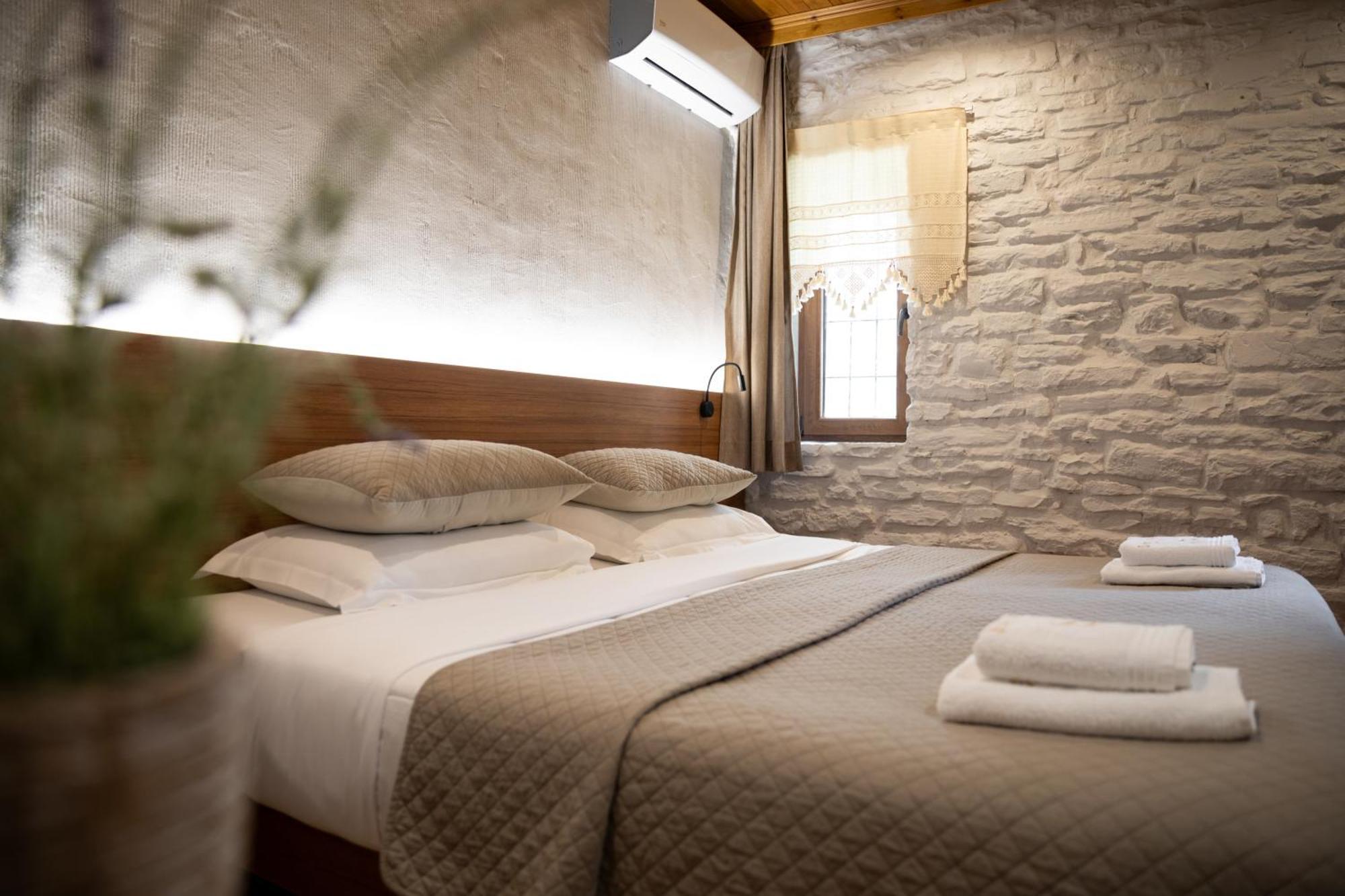 The Stone Sky Hotel Gjirokastër Extérieur photo
