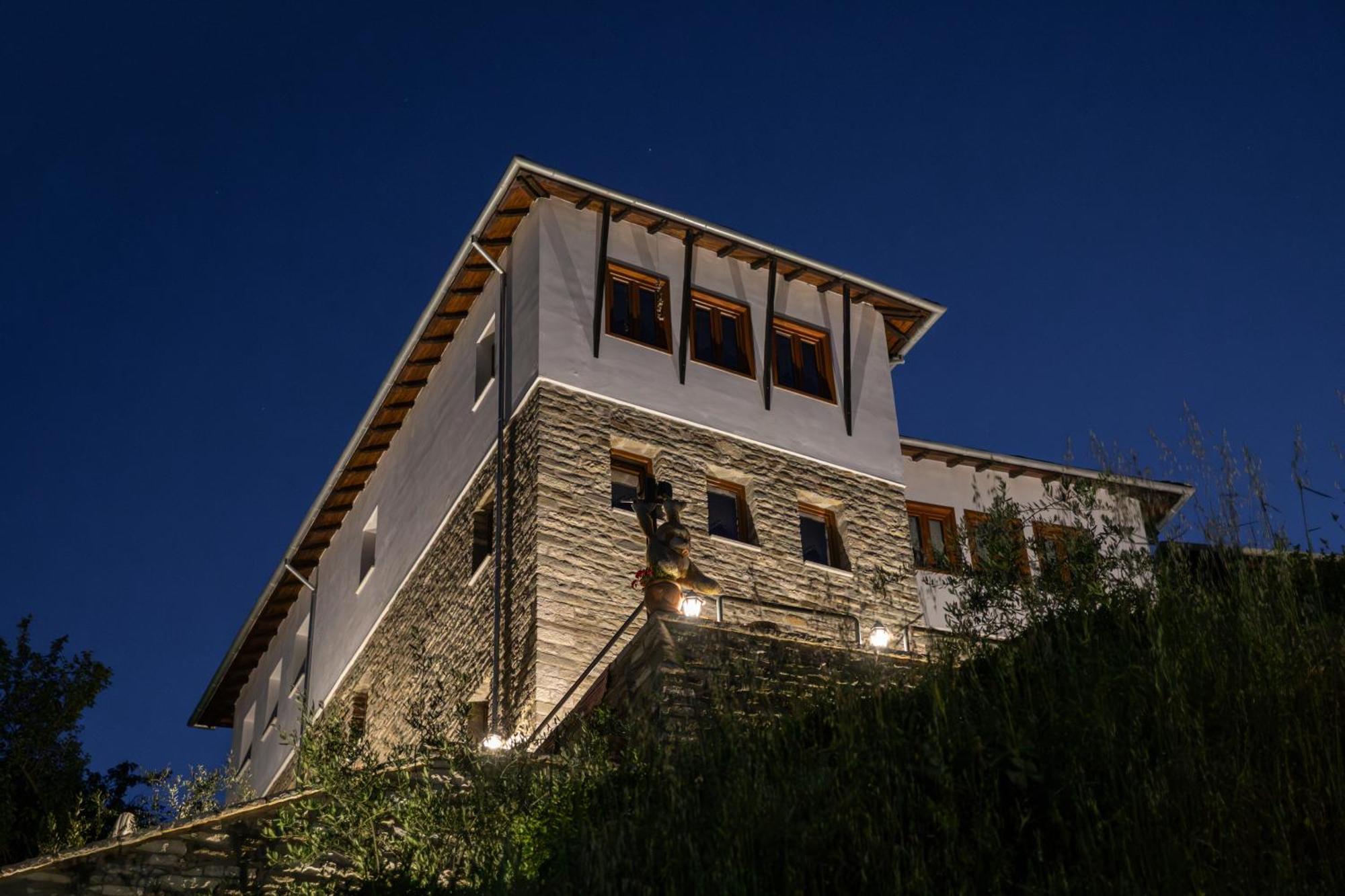 The Stone Sky Hotel Gjirokastër Extérieur photo