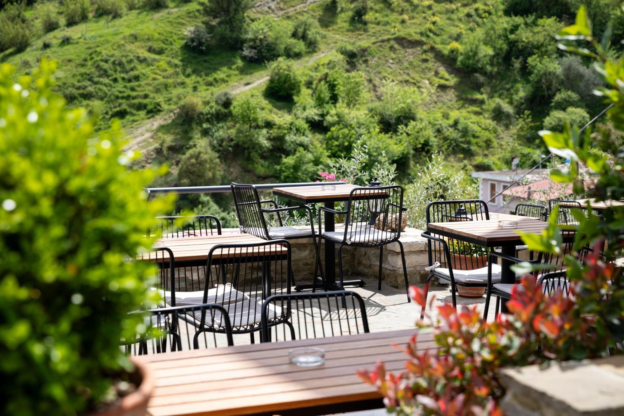 The Stone Sky Hotel Gjirokastër Extérieur photo