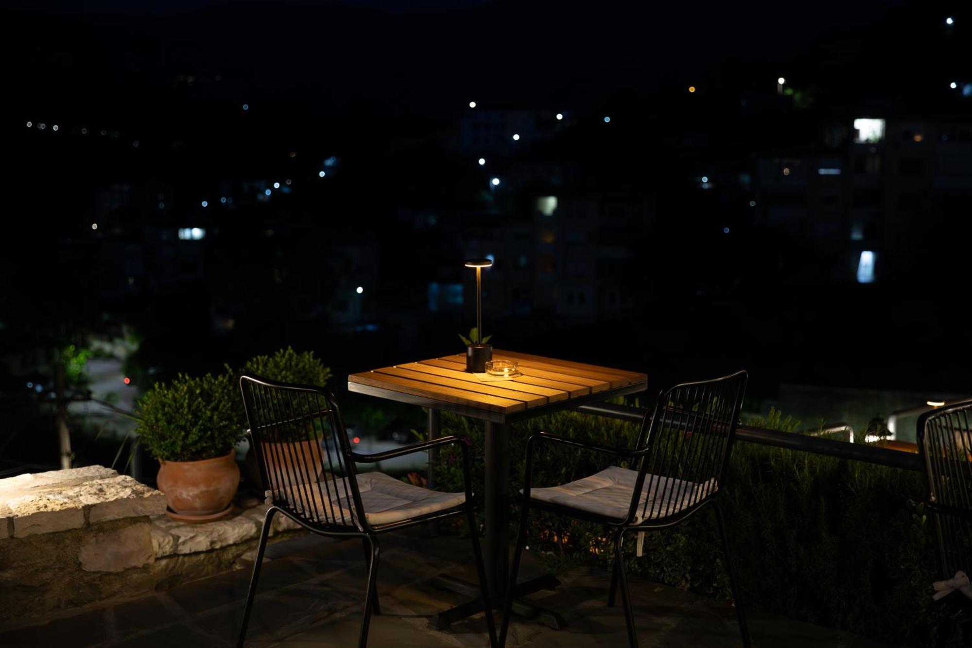 The Stone Sky Hotel Gjirokastër Extérieur photo