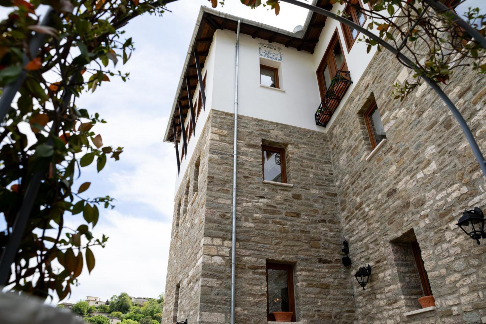 The Stone Sky Hotel Gjirokastër Extérieur photo